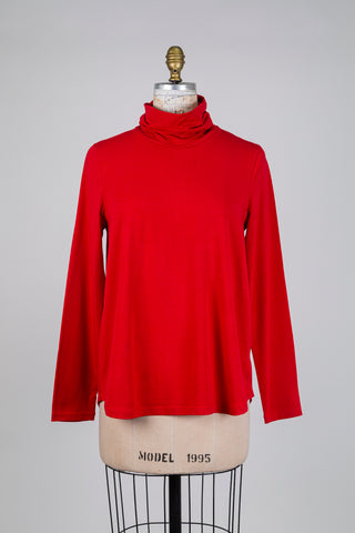 Red turtleneck sweater (L)