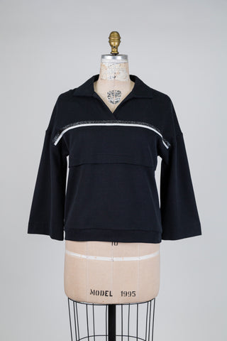 Chandail noir à liseré scintillant (6)