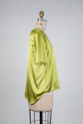 Blouse en soie vert pomme à col bijou (6)