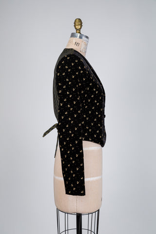 Black velvet suit jacket (4+6)