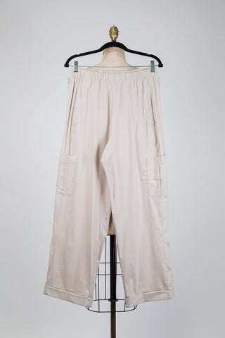 Light beige high-waisted cargo trousers (S+M)