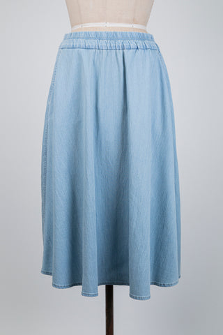 Jupe trapèze en denim léger bleu texturé (6)