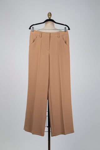 Pantalon tailleur camel à jambe large (6)