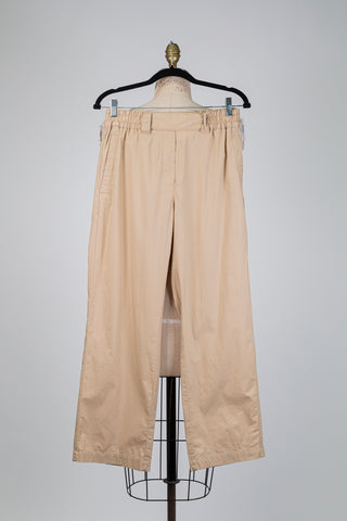 Lightweight straight-cut trousers in golden beige (8)