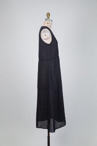 Robe trapèze en lin noir fumé (4+6)