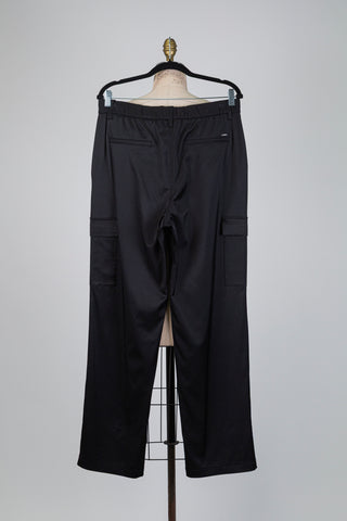 Black satin-effect cargo trousers (10)