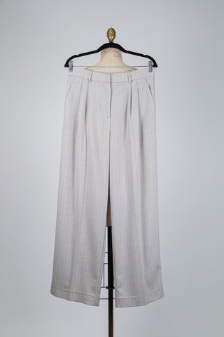Pantalon tailleur grège à fines rayures (S)