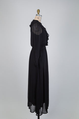 Robe maxi noire à volants (6)