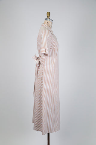 Robe évasée à rayures blanc et beige (6+8)