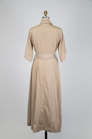 Robe chemisier beige à doubles rayures (8)