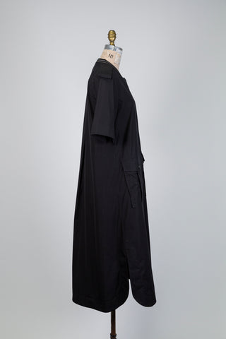 Robe noire utilitaire chic (8)