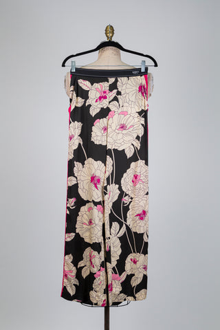 Black wide-leg trousers with floral patterns (2)