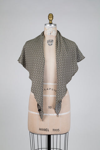 Châle kaki géo-chic réversible