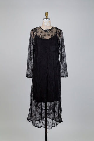 Robe en dentelle noire (6+)