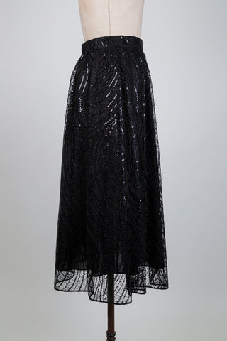 Black skirt with dancing sequins (6)
