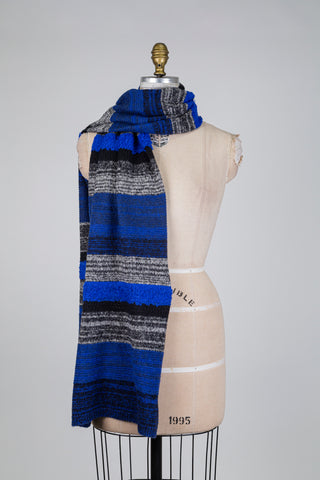Foulard en tricot bleu cobalt à rayures (TU)