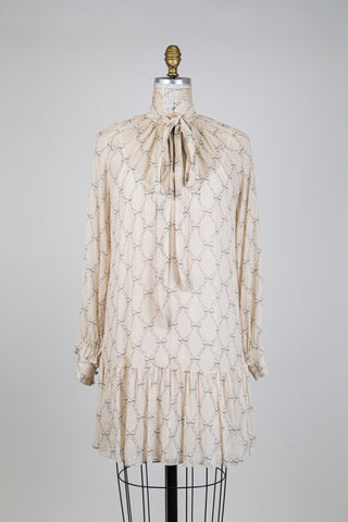 Robe droite "boucle d’or" à ourlet dansant (8)