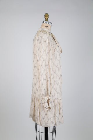 Robe droite "boucle d’or" à ourlet dansant (8)