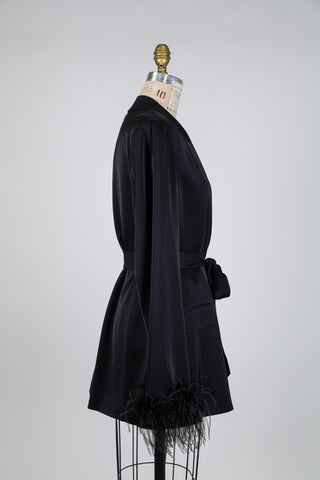 Blazer noir satiné à plumes (16+18)