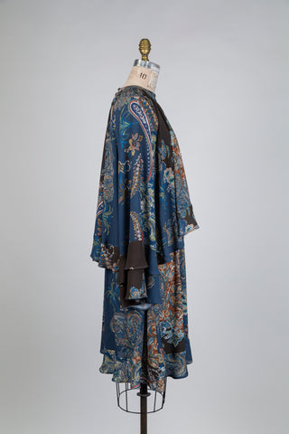 Robe bleue à volants imprimée cachemire (14/16)