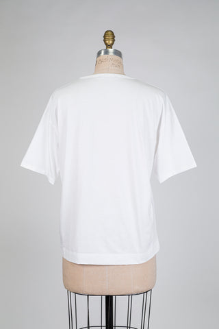 White T-shirt with floral print (8+14)