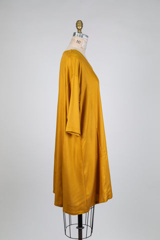 Flowy golden yellow trapeze dress (10+)