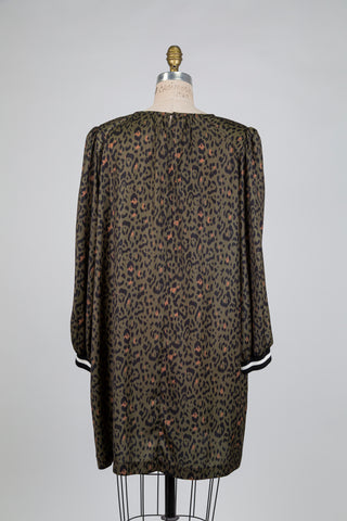 Robe fluide kaki imprimé léopard noir (14/16) *imp*