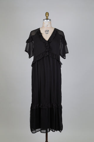 Black dress with ruffles and a V-neck (6)