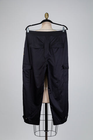 Black pleated cargo trousers (M)