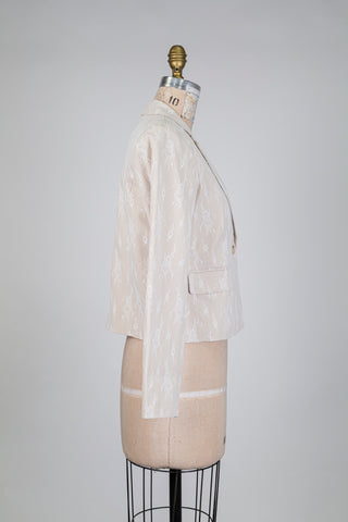 Blazer beige sable à voile de dentelle (6)