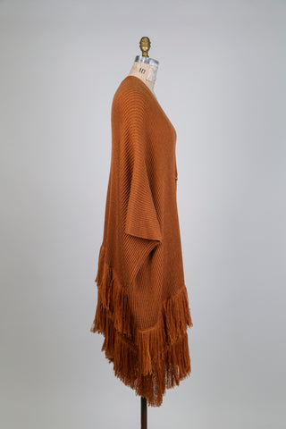 Poncho en tricot côtelé caramel à franges (TU)