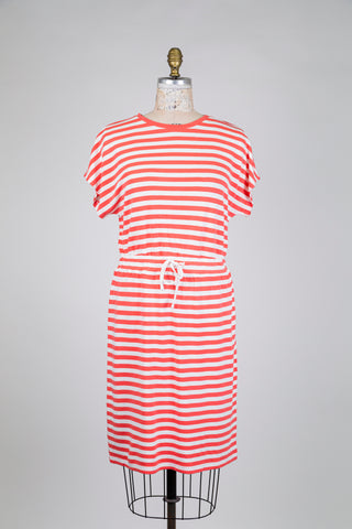 Robe t-shirt ajustable à rayures corail et blanc (8 à 14)