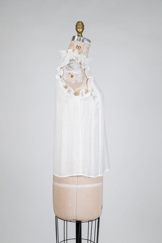 Ivory blouse with delicate ruffles (6)