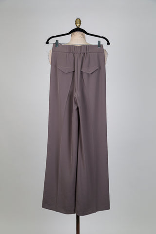 Pantalon tailleur taupe à jambe droite (4-6-16)