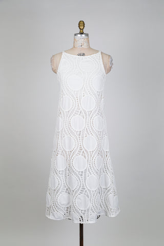 Robe blanche en crochet ton sur ton (4)