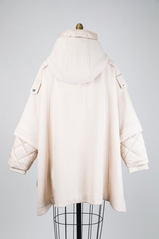 Cream cape with detachable quilted inserts (S+M+)