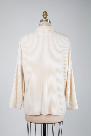 Ribbed ivory cardigan with contrasting buttons (6+)
