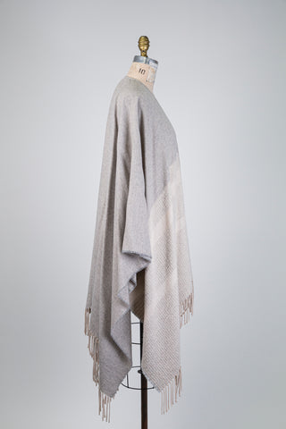 Cape châle beige et gris à franges (TU)