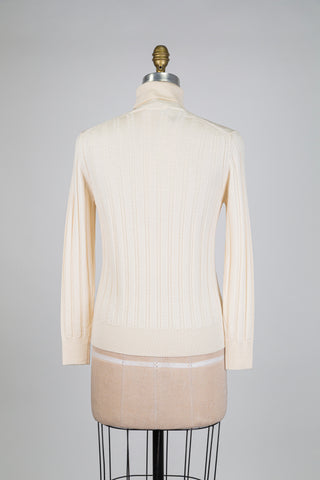 Cream yellow turtleneck sweater with vertical stripes (6)