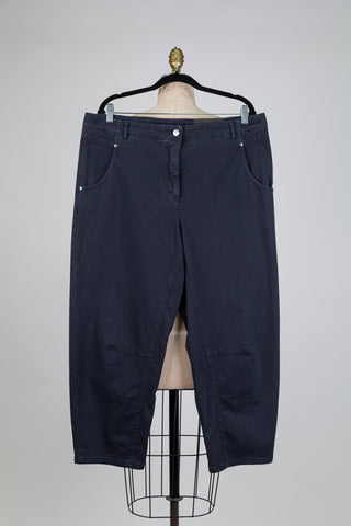 Pantalon denim marine trait de couture au genou (16)