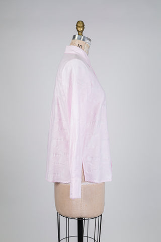Pastel pink blouse in plant-based jacquard (6)