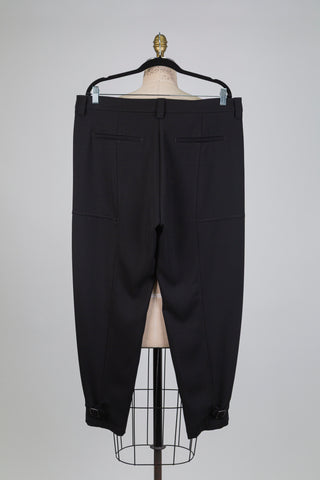 Black trousers with adjustable hems (14)