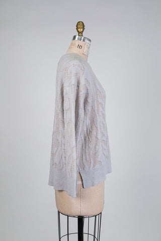 Grey sweater with removable collar and organic pattern (6)