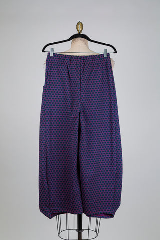 Mauve balloon pants with green dots (S)