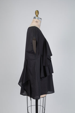 Blouse noire à jeu de volants (14+16)
