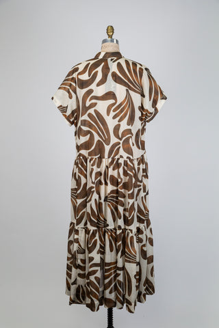 Robe ivoire à jeu de volants (14/16)