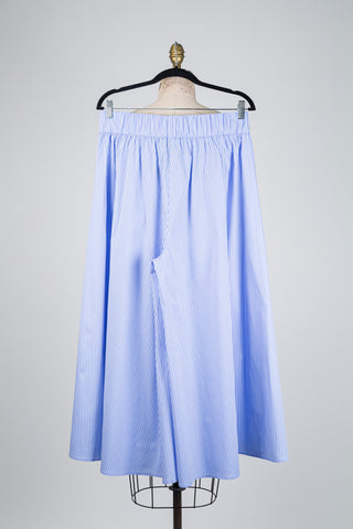 Blue and white pinstripe culottes (M/L)