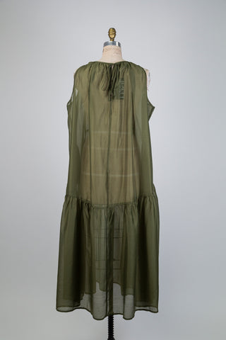 Robe en mousseline vert olive (14/18)