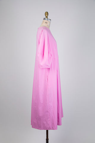 Robe rose vibrant coupe ample (S)