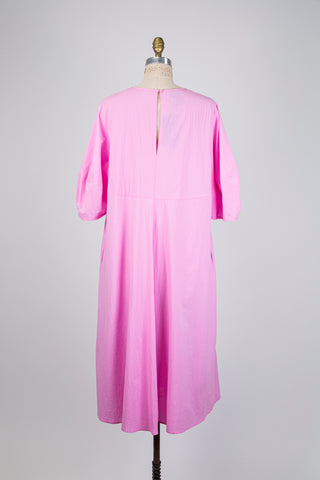 Robe rose vibrant coupe ample (S)